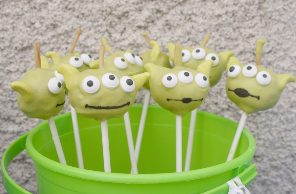 Alien Cake Pops