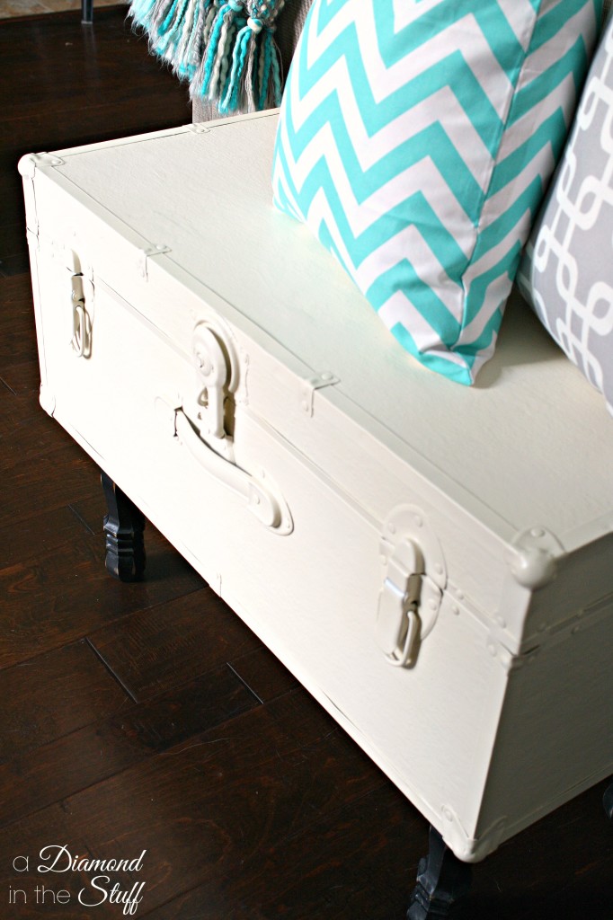 Trunk Storage Table
