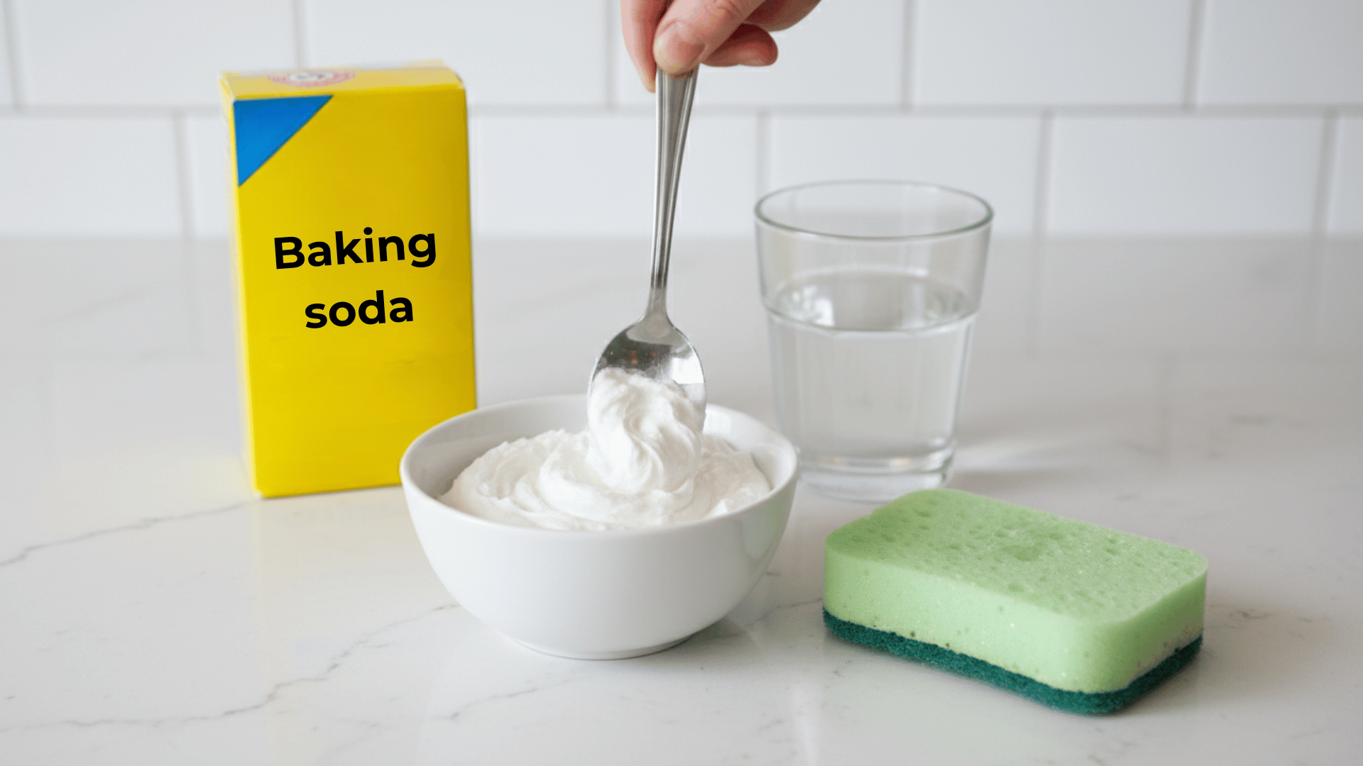 baking soda scrub paste